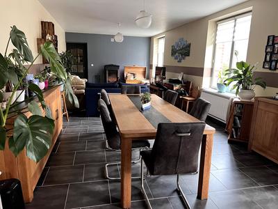 Maison - 227 m² - 9 pièces