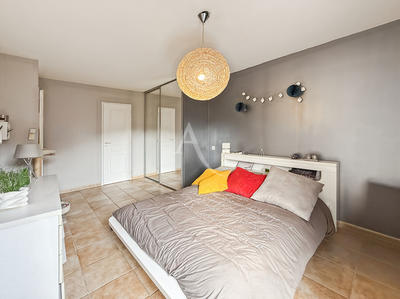 Maison - 163 m² - 6 pièces