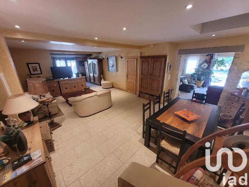 Maison - 445 m² - 15 pièces