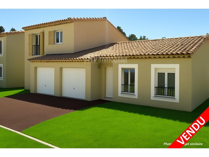 Maison traditionnelle - 80 m² - 4 pièces