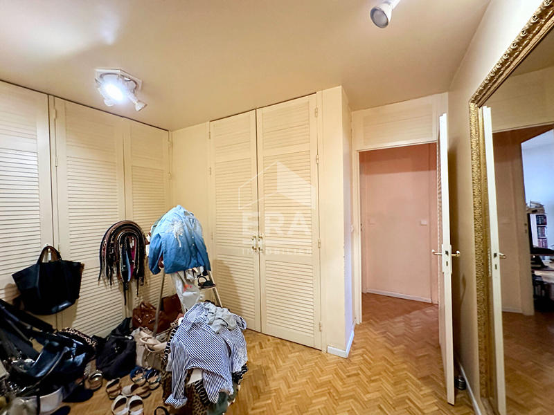 Maison - 228 m² - 8 pièces