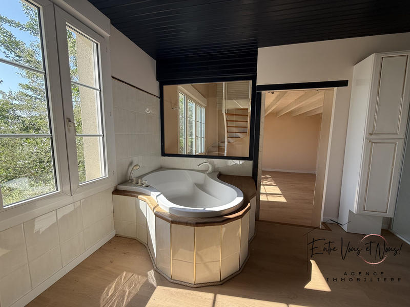 Maison ancienne - 432 m² - 10 pièces