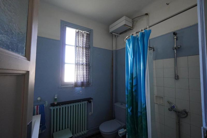 Maison - 240 m² - 11 pièces