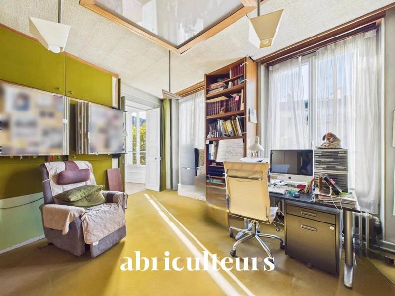 Appartement ancien - 129 m² - 5 pièces