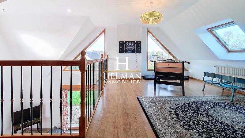 Maison - 177 m² - 7 pièces