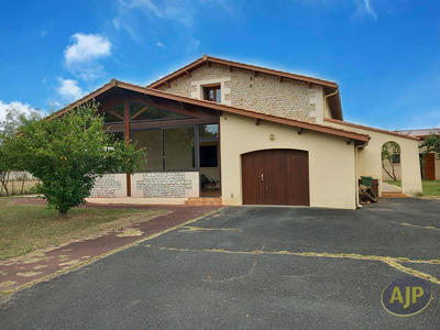 Maison - 192 m² - 6 pièces