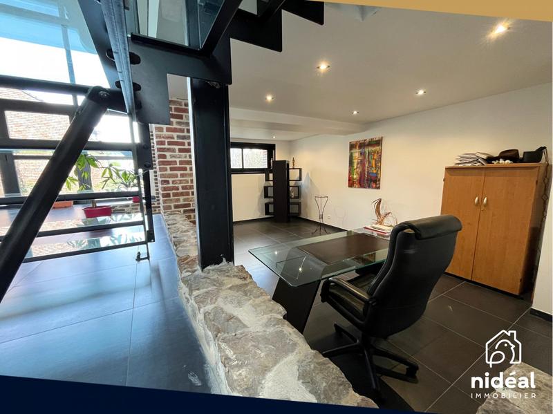 Maison - 395 m² - 8 pièces