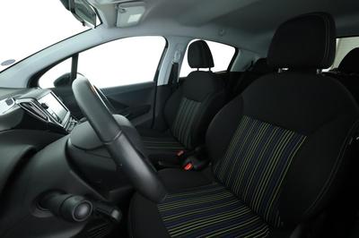 Peugeot 208 1.2 PureTech Urban Soul 5p 82 ch