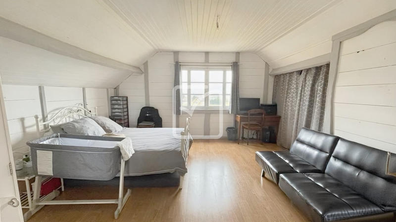 Maison - 163 m² - 6 pièces