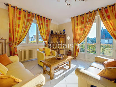 Maison - 157 m² - 6 pièces