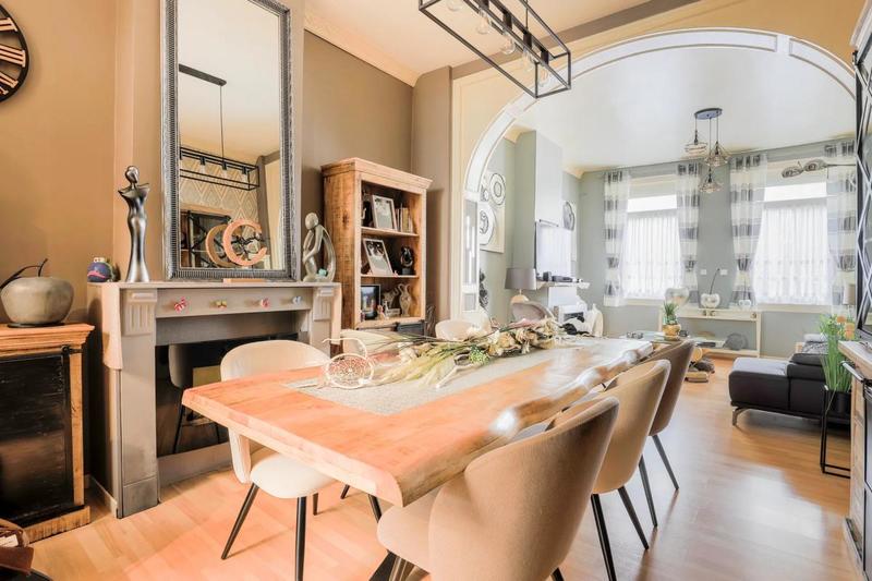 Maison - 158 m² - 7 pièces