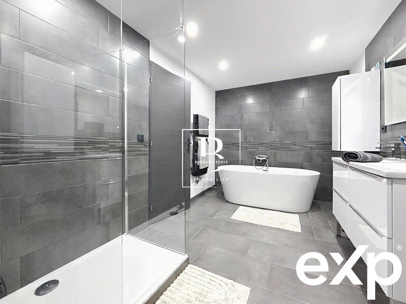 Maison - 99 m² - 3 pièces