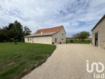 Maison de campagne - 220 m² - 7 pièces