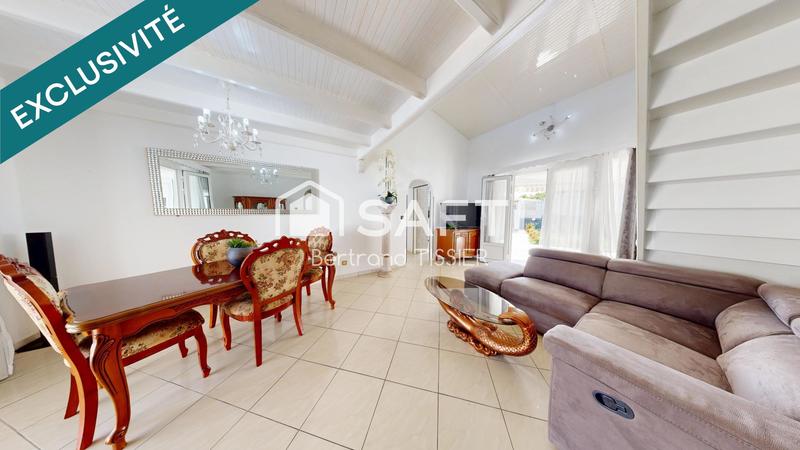 Maison - 140 m² - 5 pièces