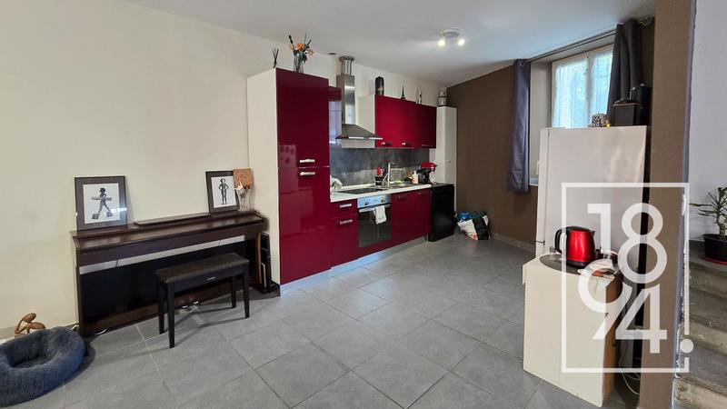 Maison de village - 85 m² - 4 pièces