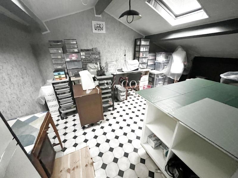 Maison - 188 m² - 11 pièces