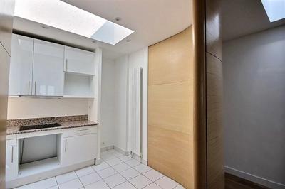 Appartement - 81 m² - 3 pièces