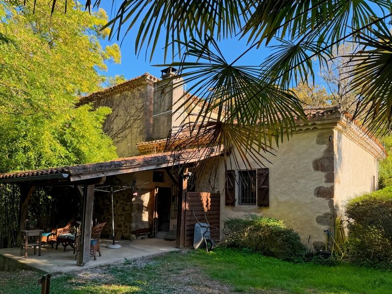 Moulin - 120 m² - 5 pièces