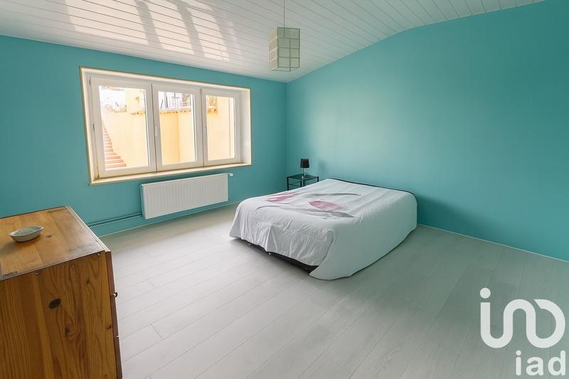 Maison de village - 237 m² - 7 pièces