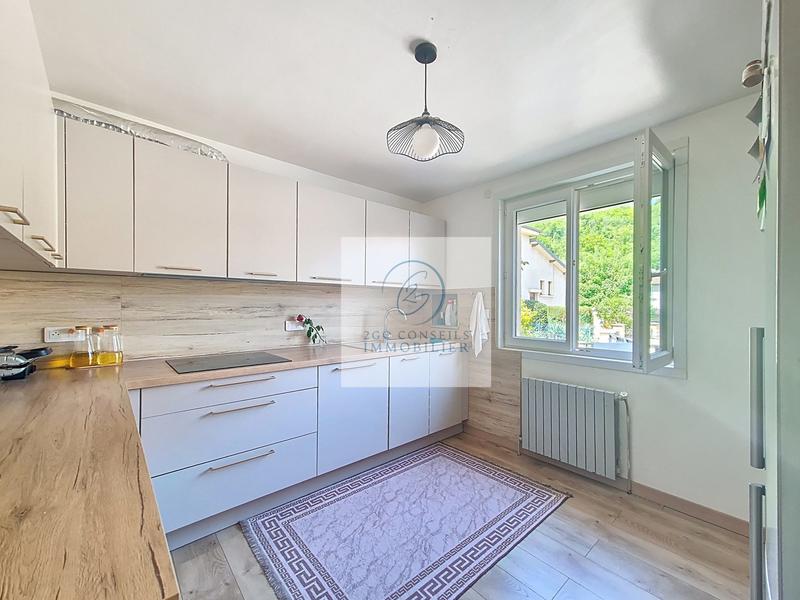 Maison - 95 m² - 4 pièces