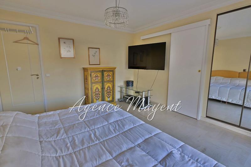 Appartement - 81 m² - 3 pièces