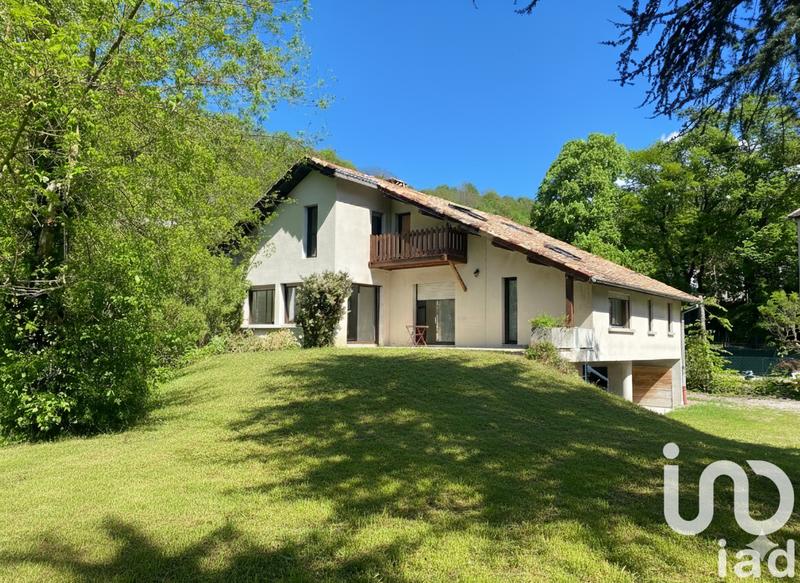 Maison - 190 m² - 5 pièces