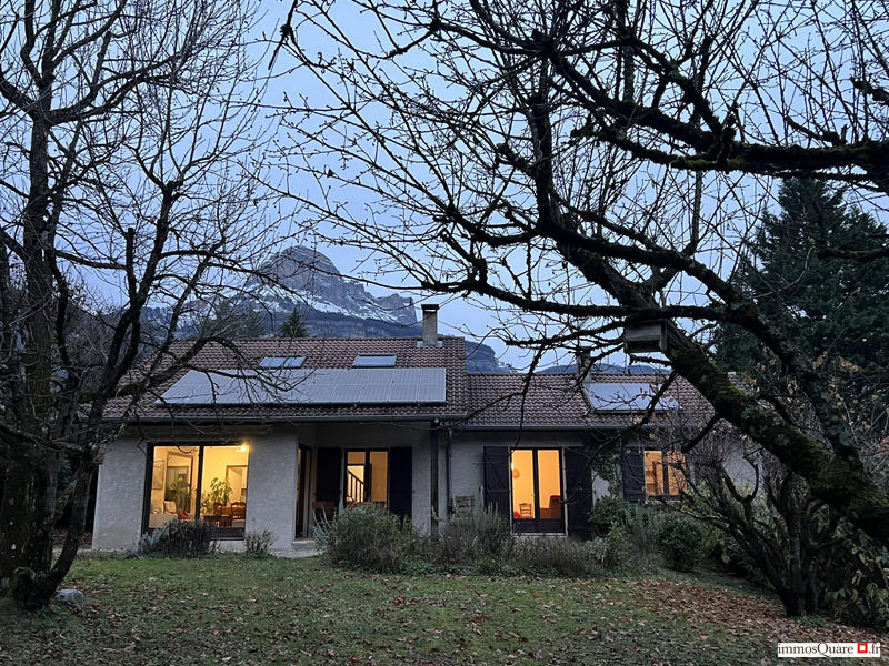 Maison - 156 m² - 7 pièces