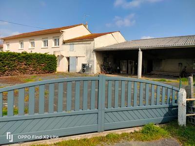 Maison - 220 m² - 9 pièces