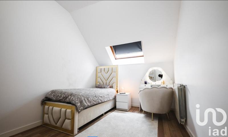 Maison - 298 m² - 10 pièces