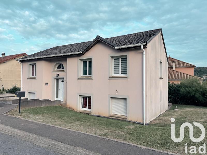 Maison - 165 m² - 8 pièces