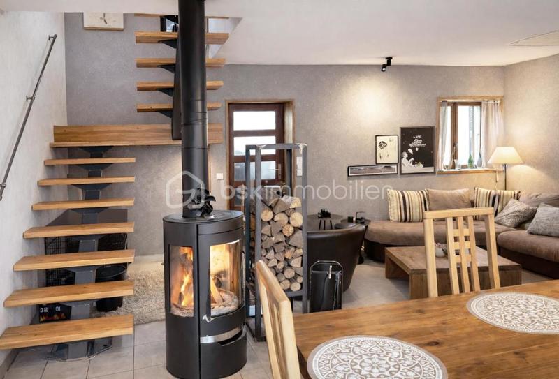 Maison ancienne - 108 m² - 4 pièces