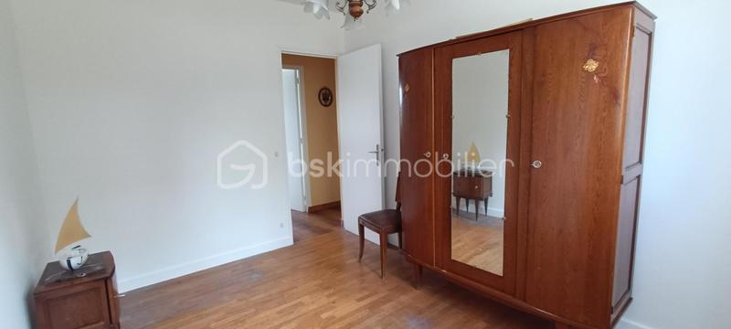 Maison traditionnelle - 130 m² - 8 pièces