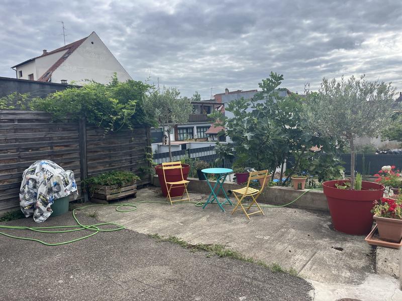 Immeuble - 240 m² - 2 pièces