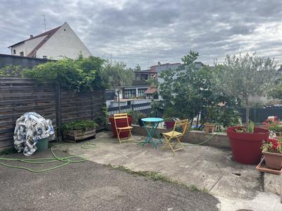 Immeuble - 240 m² - 2 pièces