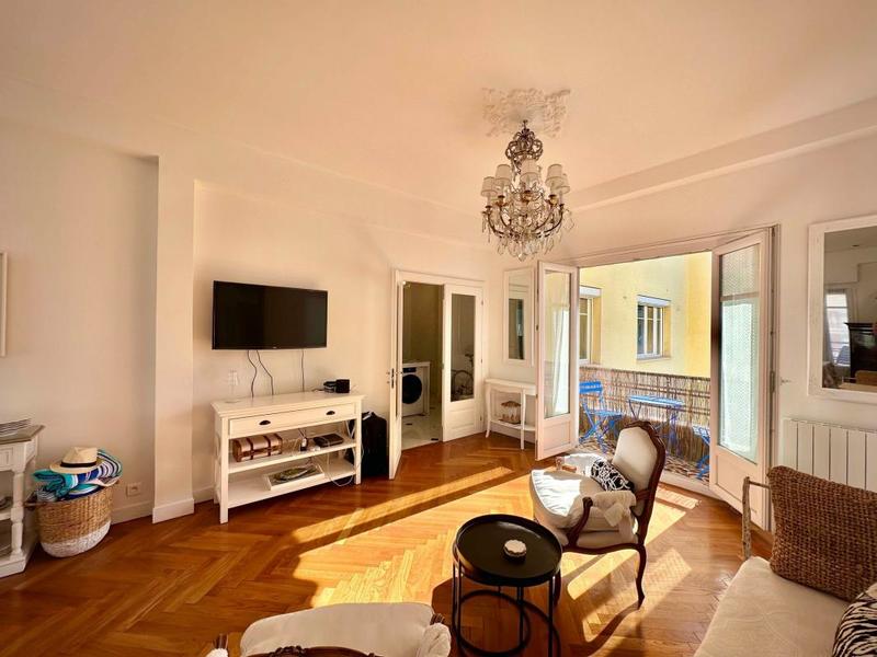 Appartement - 84 m² - 3 pièces