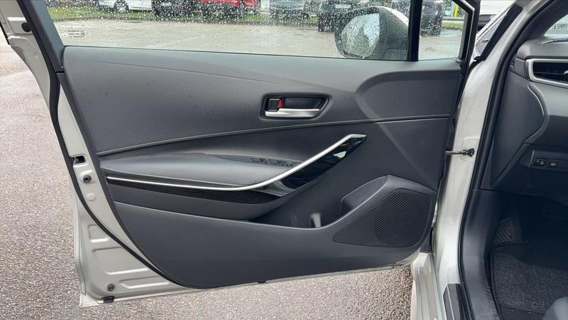 Toyota Corolla 1.8 Vvt-i 122 Hybrid Cvt Design