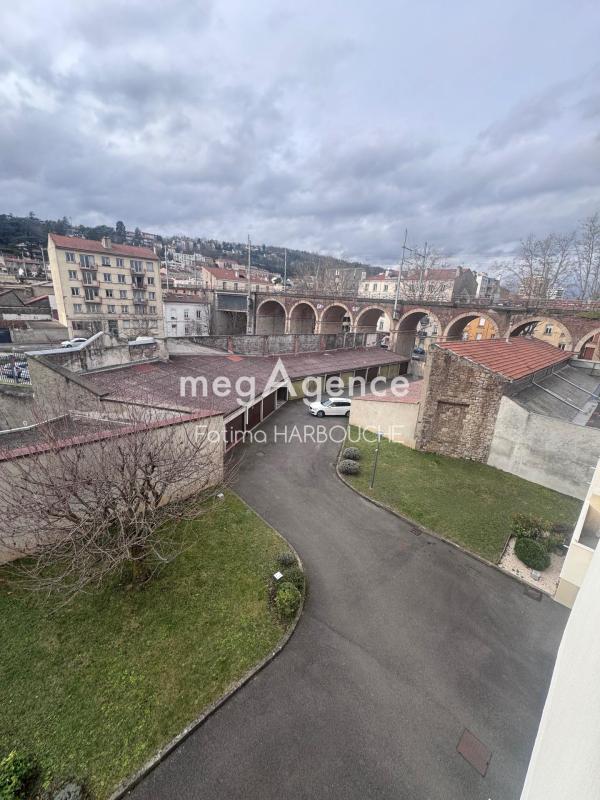 Appartement - 83 m² - 4 pièces