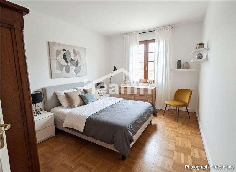 Maison - 110 m² - 4 pièces