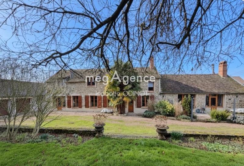 Maison ancienne - 227 m² - 7 pièces