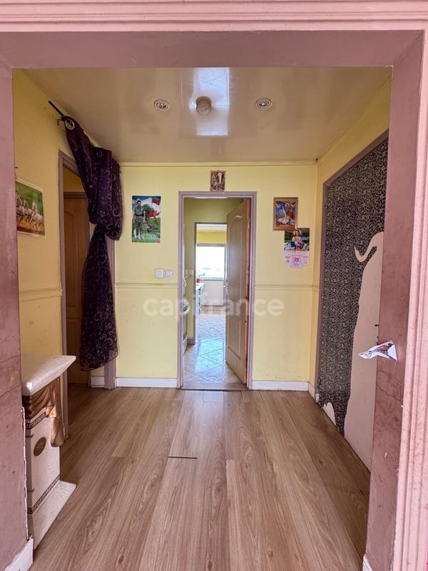 Appartement - 83 m² - 5 pièces