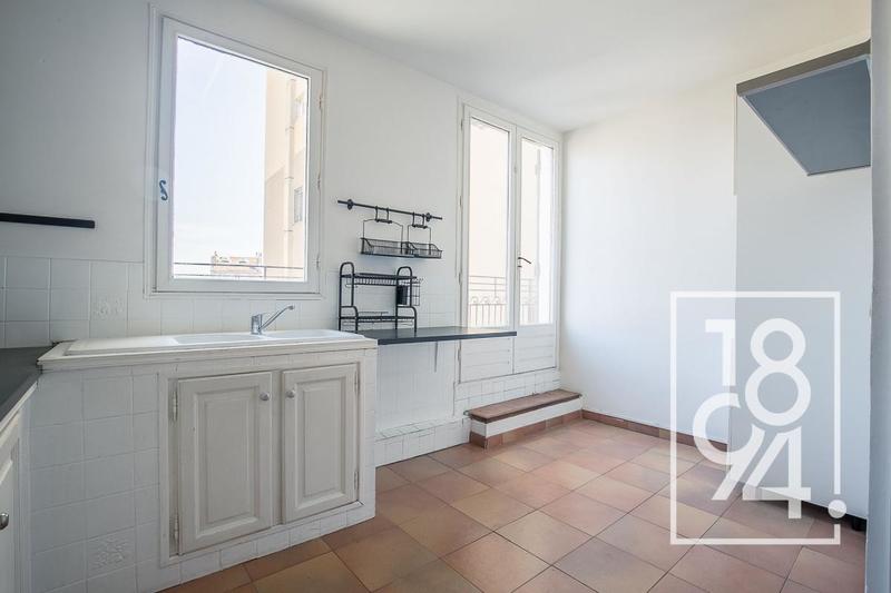 Appartement - 86 m² - 2 pièces