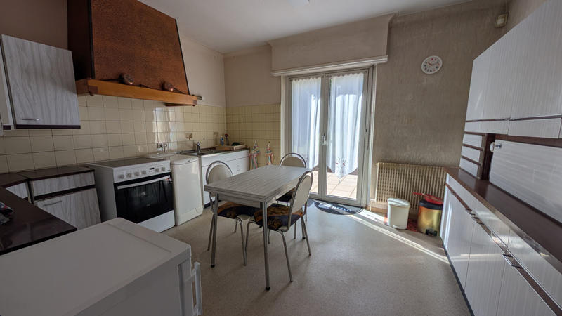 Maison - 177 m² - 7 pièces