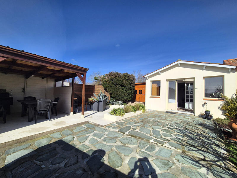 Maison - 167 m² - 5 pièces