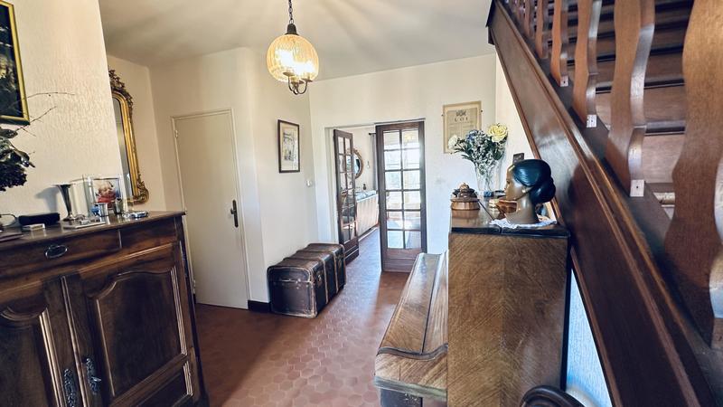 Viager - Maison - 180 m² - 9 pièces