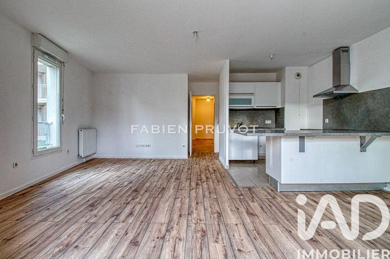 Appartement - 64 m² - 4 pièces