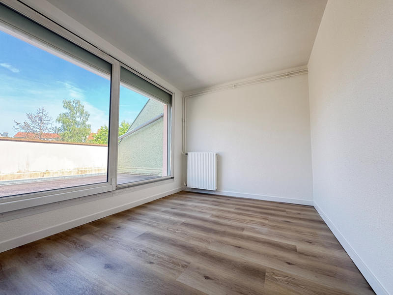 Appartement - 94 m² - 4 pièces