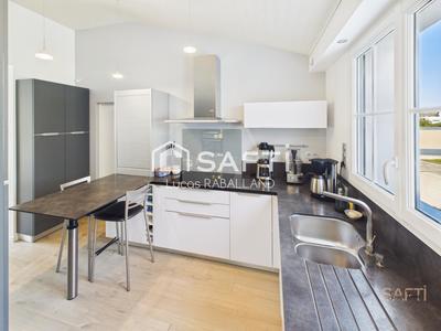 Maison - 157 m² - 7 pièces