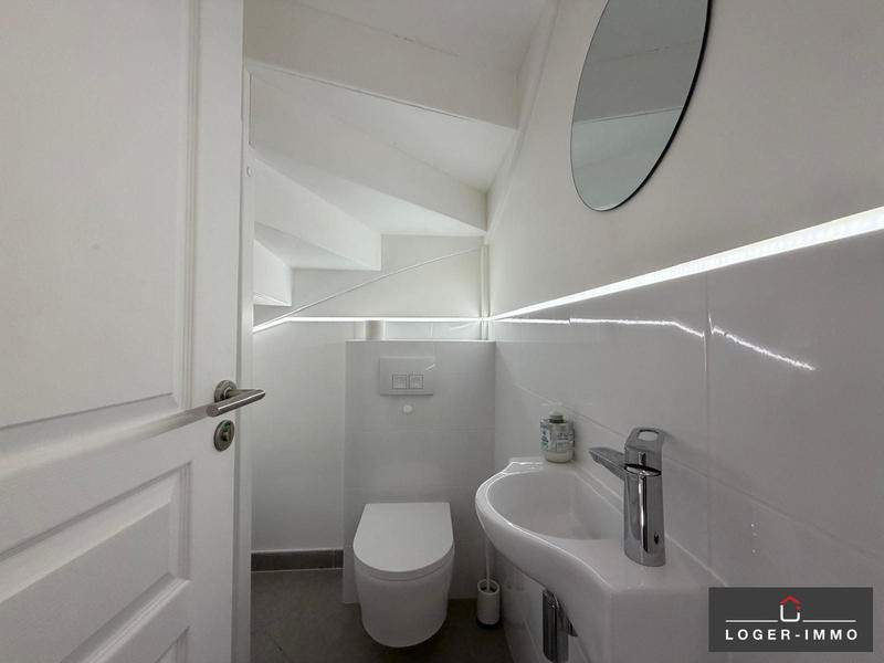 Maison - 161 m² - 8 pièces