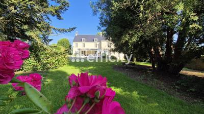 Maison - 420 m² - 15 pièces