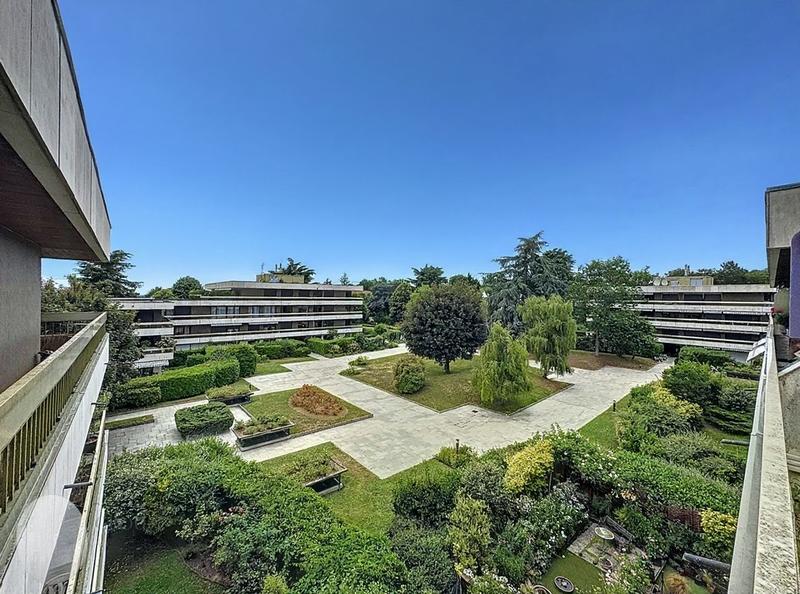 Appartement - 111 m² - 4 pièces